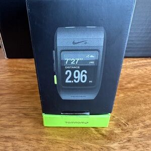 Nike+ Smartwatch GPS powered by TomTom
